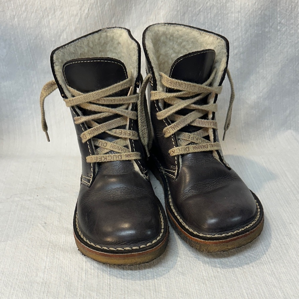 Duck Feet Faborg chocolate brown boots